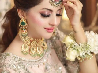 BRIDAL MAKEUP AND PARTY MAKEUP Home Service