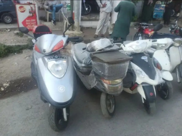 honda-49cc-girls-scooty-on-installments-japense-refurb-for-sale-big-2