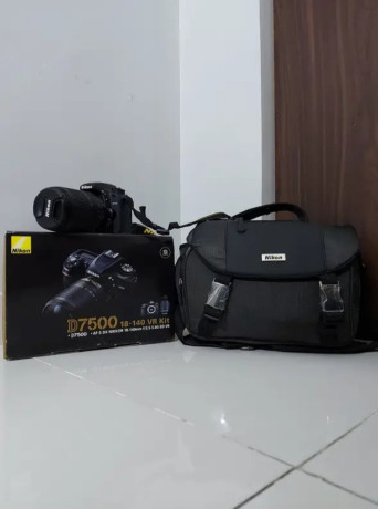 nikon-dslr-camera-d7500-with-lens-and-kit-for-sale-big-3