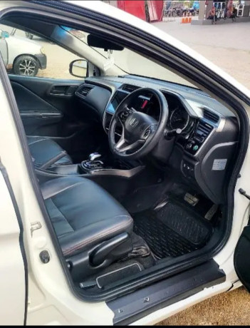 honda-grace-hybrid-2015-car-for-sale-big-4